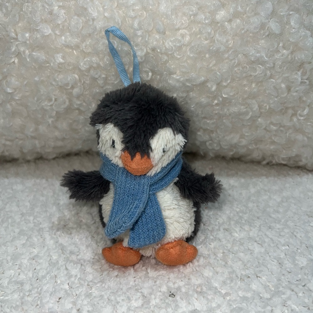 CHRISTMAS JELLYCAT PEANUT PENGUIN ORNAMENT Small Plush
